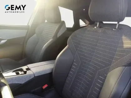 Photo 9 Peugeot 3008  Hybrid 136 e-DCS6