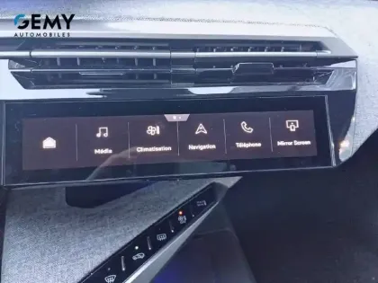 Photo 32 Peugeot 3008  Hybrid 136 e-DCS6