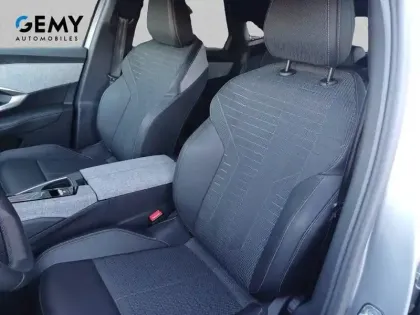 Photo 27 Peugeot 3008  Hybrid 136 e-DCS6