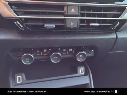 Photo 47 Citroën C4 Gén. III Ph1 Feel Pack 5