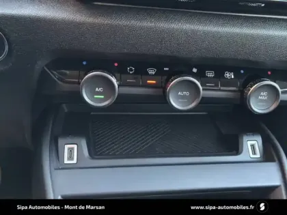 Photo 37 Citroën C4 Gén. III Ph1 Feel Pack 5