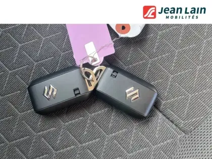 Photo 18 Suzuki Swift  1.2 Dualjet Hybrid AllGrip