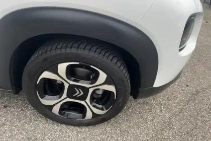 Photo 13 Citroën C3 Aircross  PureTech 110 S&S BVM6