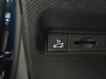 Photo 29 Peugeot 408  PureTech 130 ch S&S EAT8