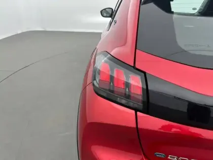 Photo 16 Peugeot 208  Electrique 50 kWh 136ch