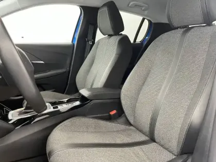 Photo 13 Peugeot 208  PureTech 100 S&S BVM6