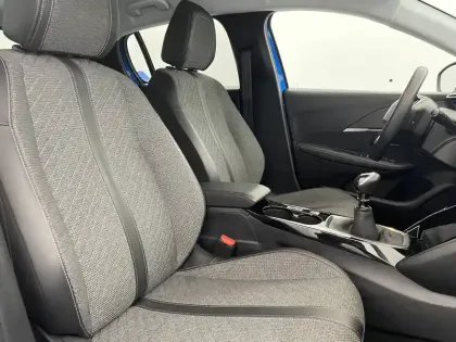 Photo 26 Peugeot 208  PureTech 100 S&S BVM6