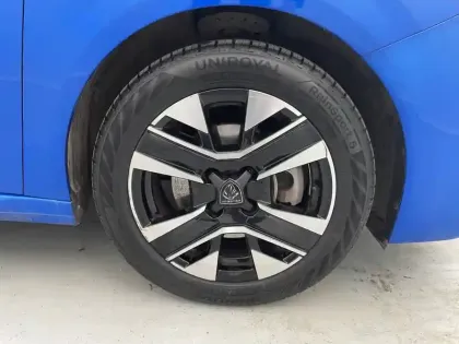 Photo 17 Peugeot 208  PureTech 100 S&S BVM6