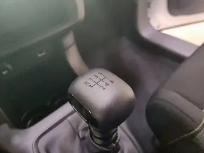 Photo 41 Citroën C3 Gén. III Ph2 Feel Business 5