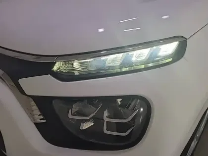 Photo 43 Citroën C3 Gén. III Ph2 Feel Business 5