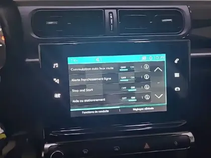 Photo 110 Citroën C3  BlueHDi 100 S&S BVM6