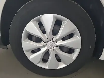 Photo 40 Citroën C3 Gén. III Ph2 Feel Business 5