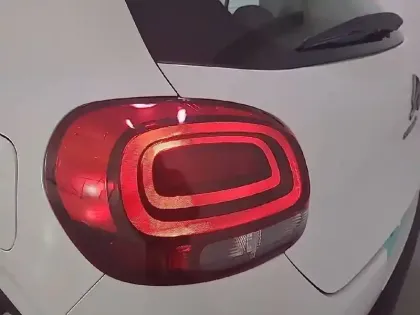 Photo 44 Citroën C3 Gén. III Ph2 Feel Business 5