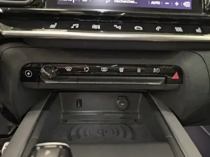 Photo 40 Citroën C5 aircross  Hybride Rechargeable 225 S&S e-EAT8