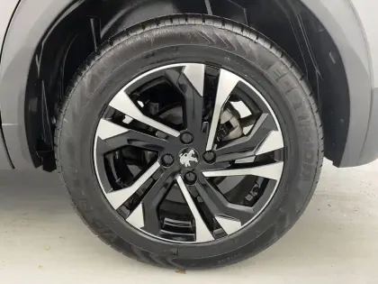 Photo 15 Peugeot 2008  PureTech 130 S&S EAT8