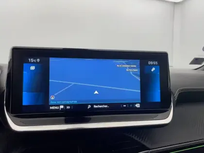 Photo 51 Peugeot 2008  PureTech 130 S&S EAT8