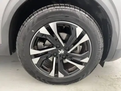 Photo 17 Peugeot 2008  PureTech 130 S&S EAT8