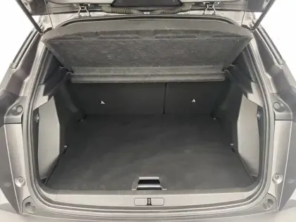 Photo 44 Peugeot 2008  PureTech 130 S&S EAT8