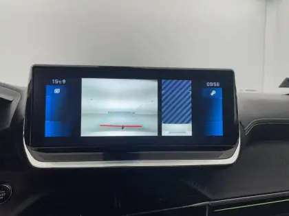 Photo 57 Peugeot 2008  PureTech 130 S&S EAT8