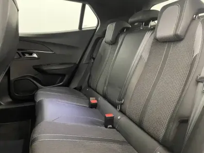 Photo 46 Peugeot 2008  PureTech 130 S&S EAT8