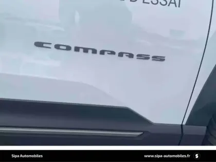 Photo 87 Jeep Compass  157 kW 4x2