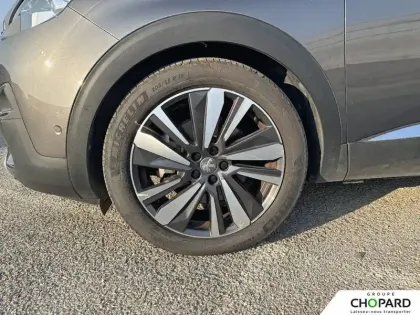 Photo 11 Peugeot 3008  Hybrid 225 e-EAT8