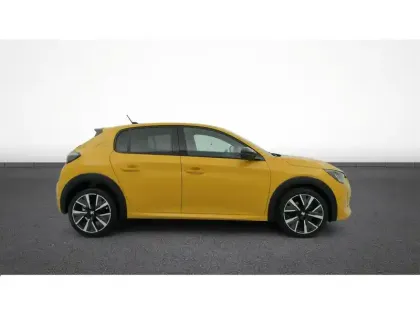 Photo 41 Peugeot 208  PureTech 100 S&S BVM6