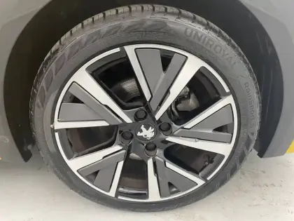 Photo 17 Peugeot 208  PureTech 100 S&S BVM6