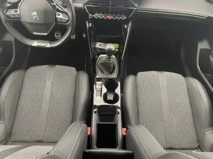 Photo 29 Peugeot 208  PureTech 100 S&S BVM6