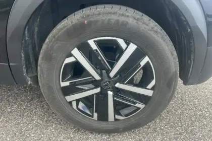 Photo 9 Peugeot 2008 Gén. II Ph2 Style 5