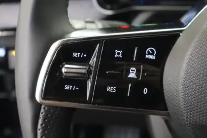 Photo 29 Renault 5 Renault  E-Tech Electrique 120 ch autonomie urbaine