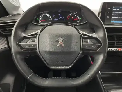 Photo 21 Peugeot 208  BLUEHDI 100 S&S BVM6