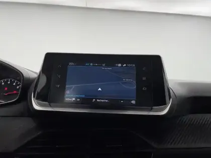 Photo 18 Peugeot 208  BLUEHDI 100 S&S BVM6