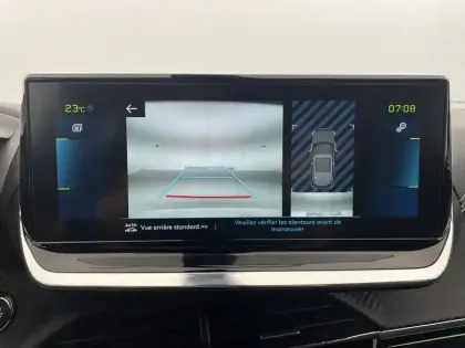 Photo 25 Peugeot 2008  Electrique 136 ch