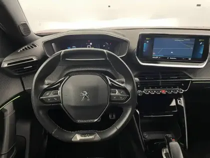 Photo 21 Peugeot 2008  Electrique 136 ch