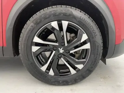 Photo 17 Peugeot 2008  Electrique 136 ch