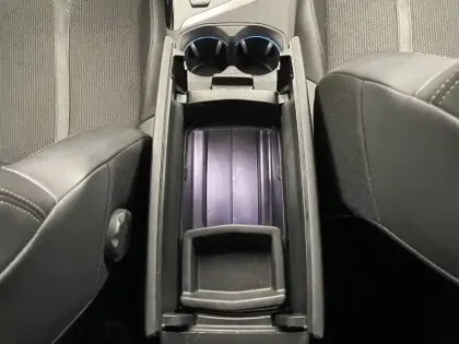 Photo 31 Peugeot 3008 Gén. II Ph2 GT 5