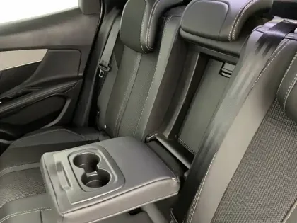 Photo 25 Peugeot 3008 Gén. II Ph2 GT 5