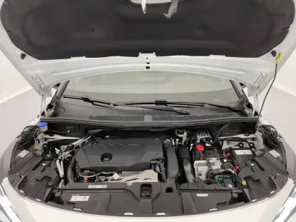Photo 84 Peugeot 3008  Hybrid4 300 e-EAT8