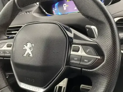 Photo 92 Peugeot 3008  Hybrid4 300 e-EAT8
