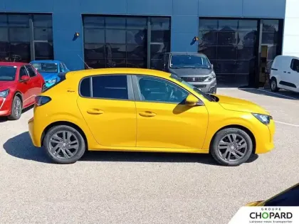 Photo 32 Peugeot 208  PureTech 75 S&S BVM5