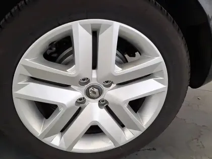 Photo 53 Renault Clio Gén. V (BJA) Ph1 Business 5