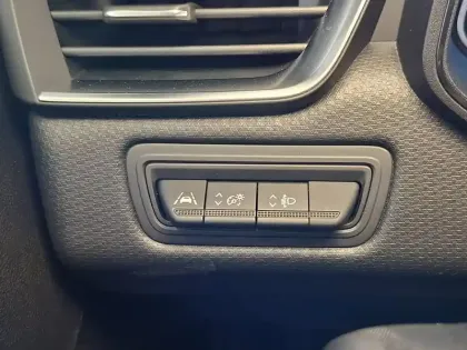 Photo 71 Renault Clio Gén. V (BJA) Ph1 Business 5