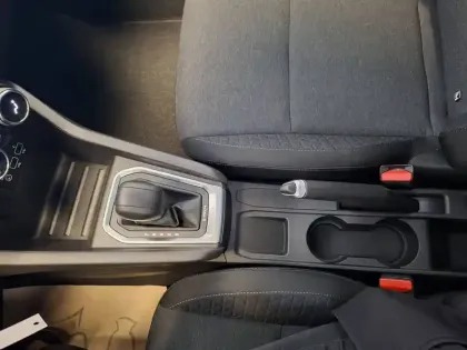 Photo 38 Renault Clio  E-Tech 140 - 21N