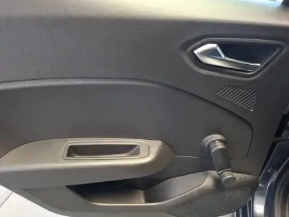 Photo 58 Renault Clio Gén. V (BJA) Ph1 Business 5