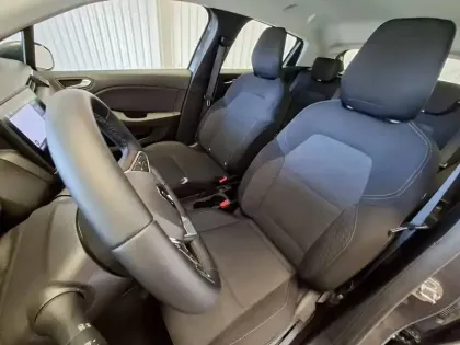 Photo 57 Renault Clio Gén. V (BJA) Ph1 Business 5