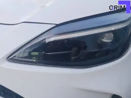 Photo 16 Toyota Yaris  Cross Hybride 116h AWD-i