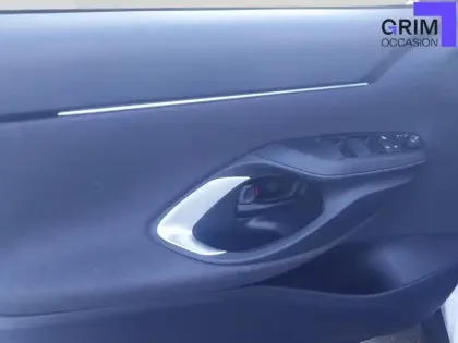 Photo 21 Toyota Yaris  Cross Hybride 116h AWD-i