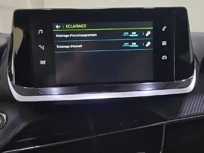 Photo 22 Peugeot 208  Electrique 50 kWh 136ch