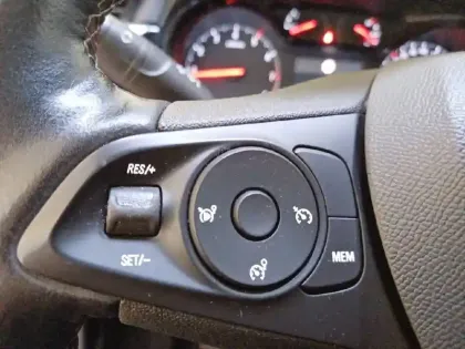 Photo 25 Opel Corsa  1.2 Turbo 100 ch BVM6